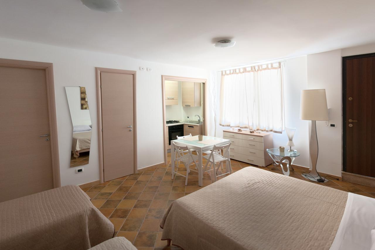 B&B Del Lido 恩佩多克莱港 外观 照片